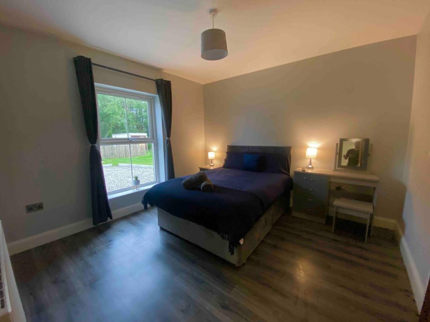 Forest View & Hot Tub Farm stay Ballynameen